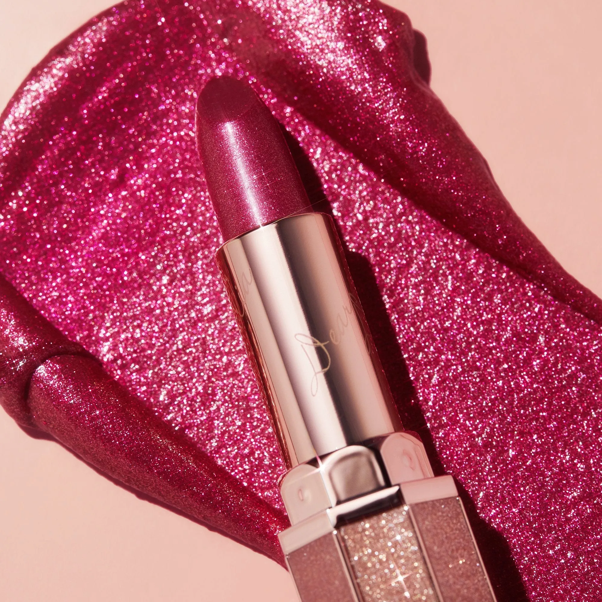 Allure Shine Lustrous Lip Plumper