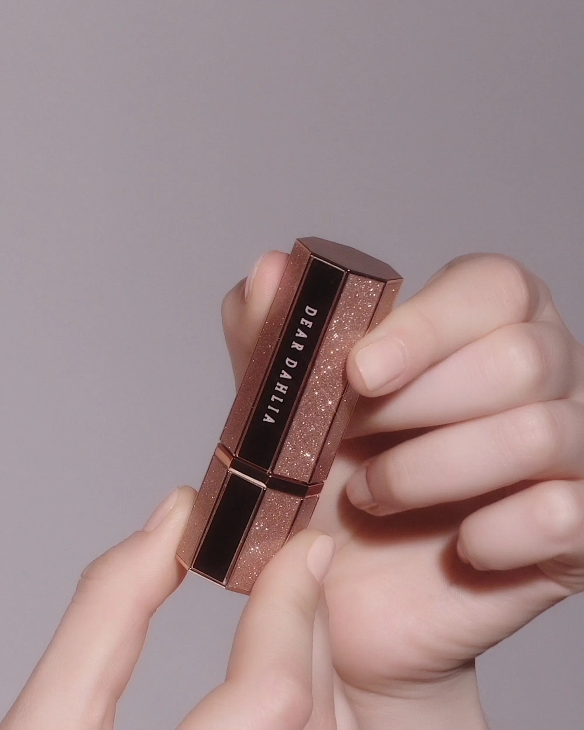 Allure Shine Lustrous Lip Plumper