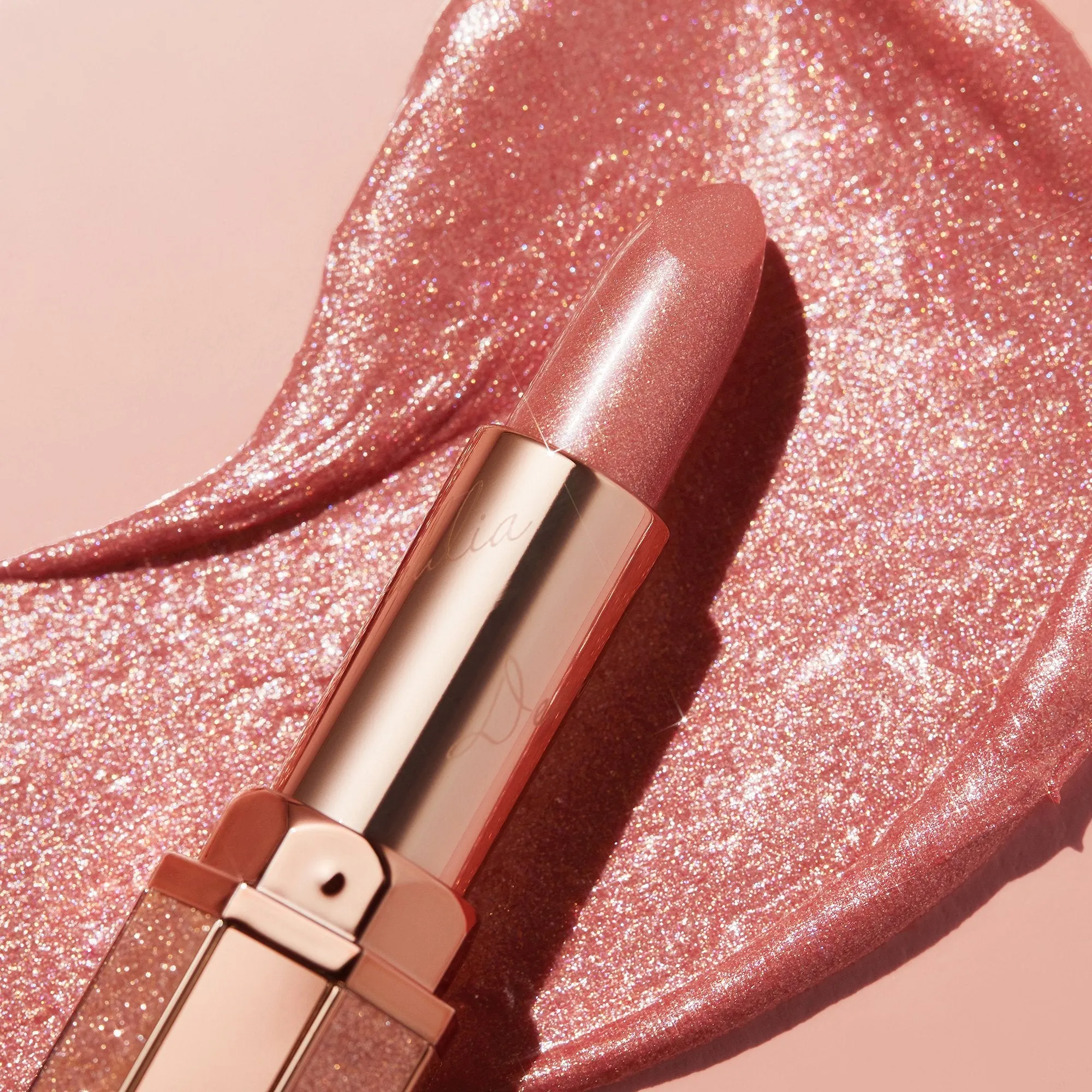 Allure Shine Lustrous Lip Plumper