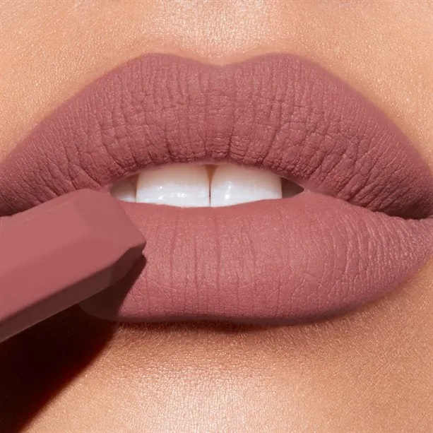 Avon Matte Legend Lipstick