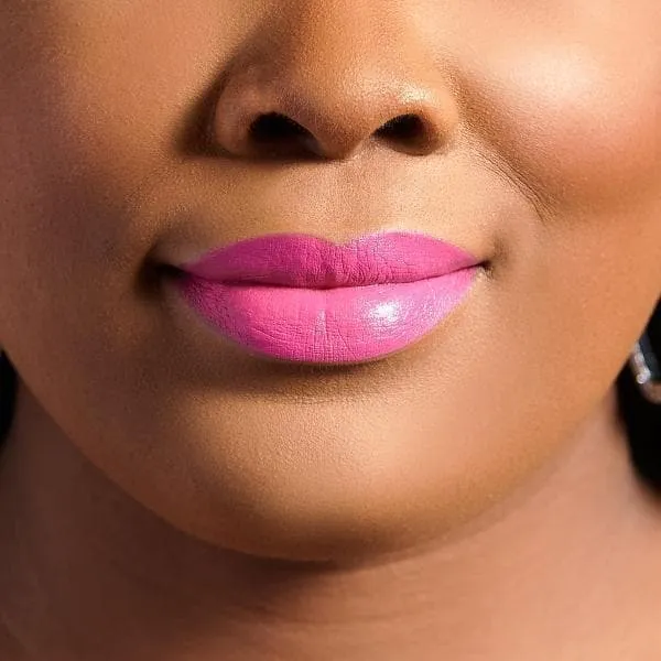 Conquer Luxe Creme Lipstick