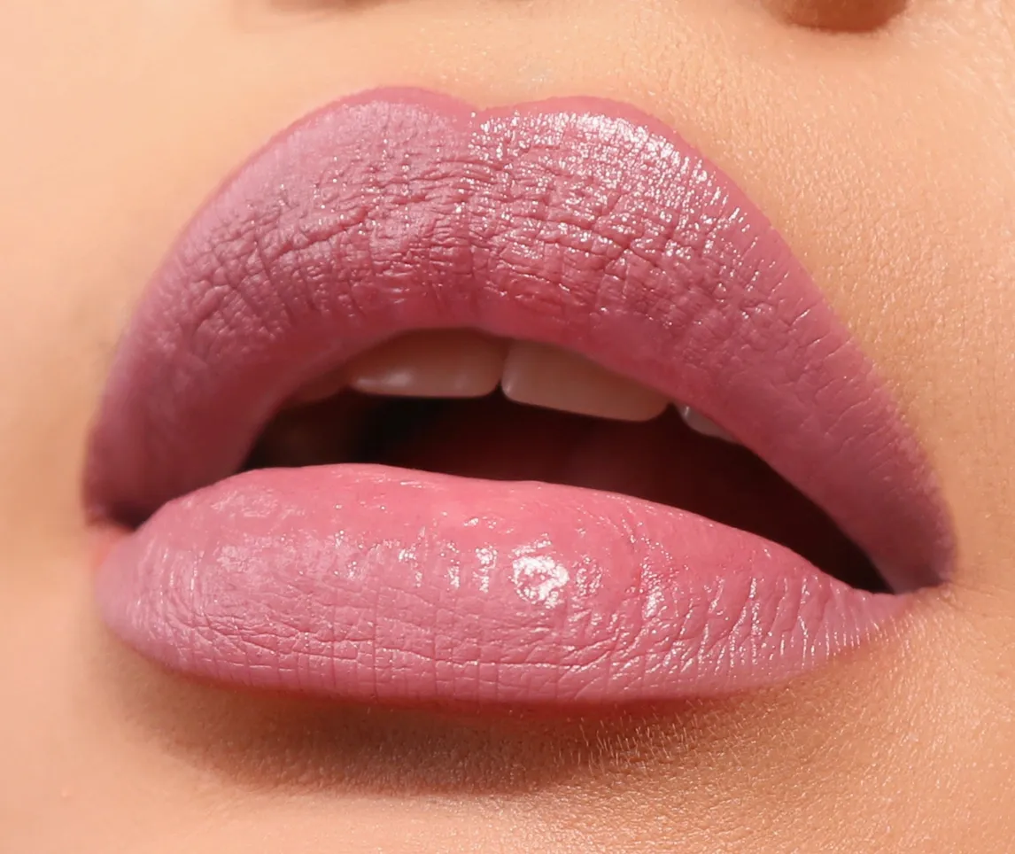 GODDESS LIPSTICK (8 SHADES)